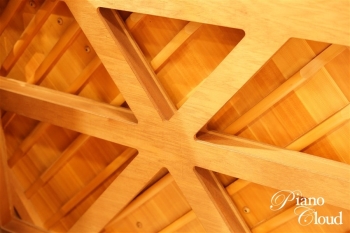 中古アップライトピアノ　UX10BL