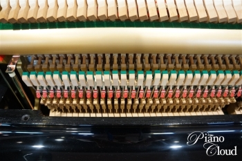 中古アップライトピアノ U100
