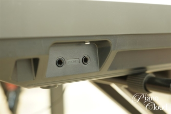 電子ピアノ　P-125a