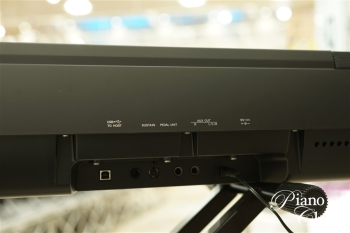 電子ピアノ　P-125a