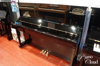 中古アップライトピアノ YM10