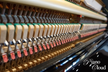 中古アップライトピアノ UX-1