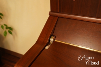 中古アップライトピアノ YU1Wn（消音機能付き）