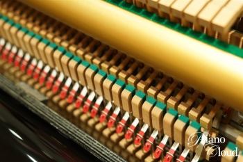 中古アップライトピアノ　U1H