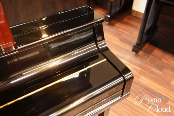中古アップライトピアノ UX100
