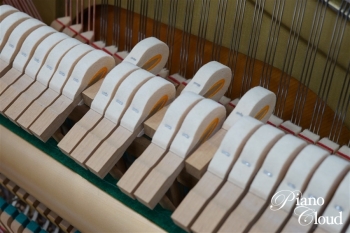 中古アップライトピアノ U300