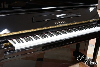 中古アップライトピアノ U300