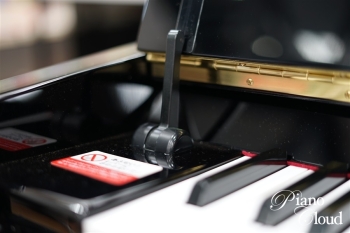 中古アップライトピアノ b113