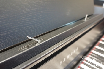 電子ピアノ Clavinova CLP-775(展示品限り)