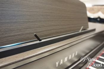 電子ピアノ Clavinova CLP-735(展示品限り)