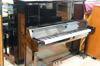 中古アップライトピアノ YUA