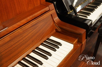 中古アップライトピアノ W101