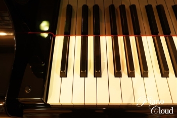 中古グランドピアノ C2(消音機能付き)