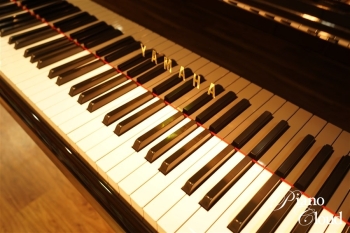 中古グランドピアノ C2(消音機能付き)