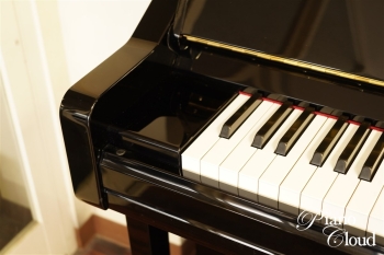 中古アップライトピアノ YU1