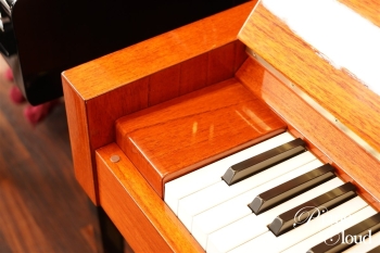 中古アップライトピアノ W104