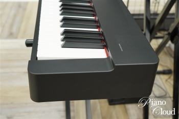 電子ピアノ　P-225 BK