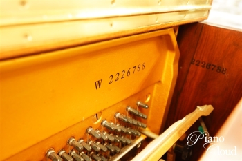 中古アップライトピアノ W101