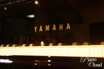 グランドピアノ C3X