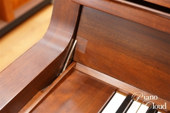 中古アップライトピアノ W102
