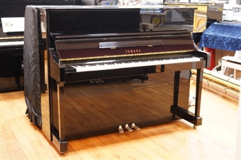 中古アップライトピアノ YM10