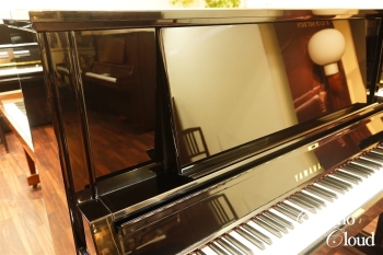 中古アップライトピアノ YUA