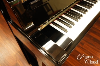 中古アップライトピアノ YUA