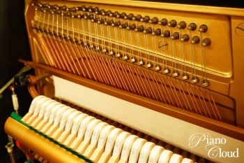 中古アップライトピアノ YUA