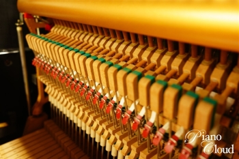 中古アップライトピアノ YUA