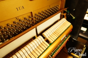 中古アップライトピアノ YUA
