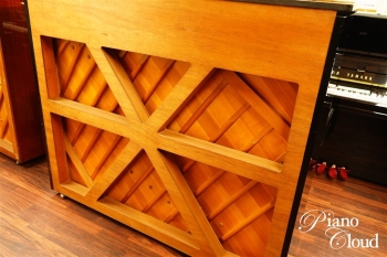 中古アップライトピアノ YUA