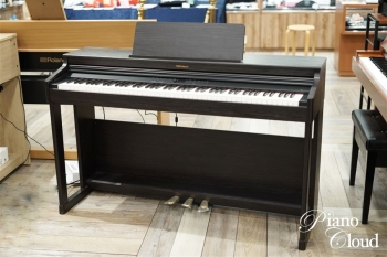 電子ピアノ RP701
