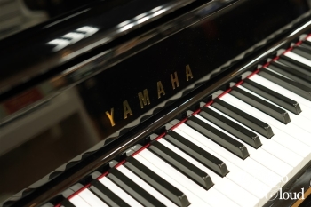 中古アップライトピアノ UX30BL