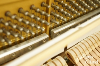 中古アップライトピアノ UX30BL