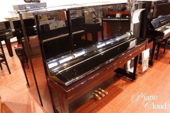 中古アップライトピアノYUX