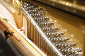 中古アップライトピアノ YUX