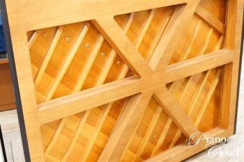 中古アップライトピアノ YUX