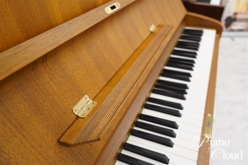 中古アップライトピアノ 12N