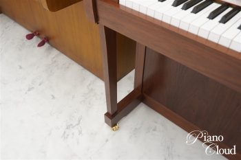 アップライトピアノ T-122 Tradition（ウォルナット艶消）