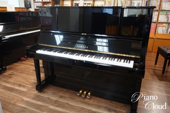 中古アップライトピアノ YUX