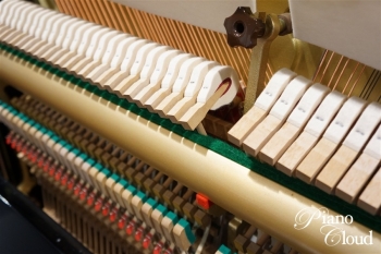 中古アップライトピアノYU30