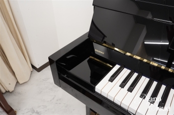 アップライトピアノ R2 Millenium