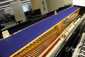 アップライトピアノ R2 Millenium