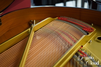 中古グランドピアノ G1E