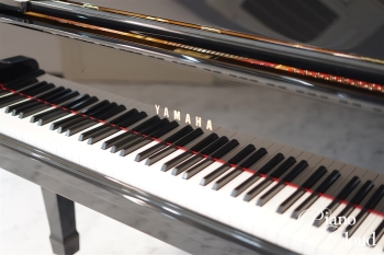 中古グランドピアノ G1E