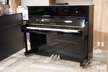 アップライトピアノ　YU11