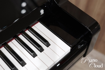 アップライトピアノ　YU11