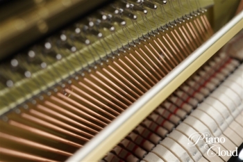 アップライトピアノ　YU11