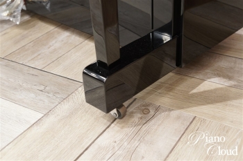 アップライトピアノ　YU11