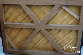 中古アップライトピアノ UX30Bl